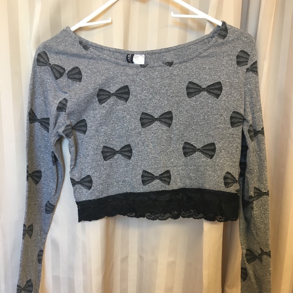 SUPER CUTE CROP TOP I will take any offer
